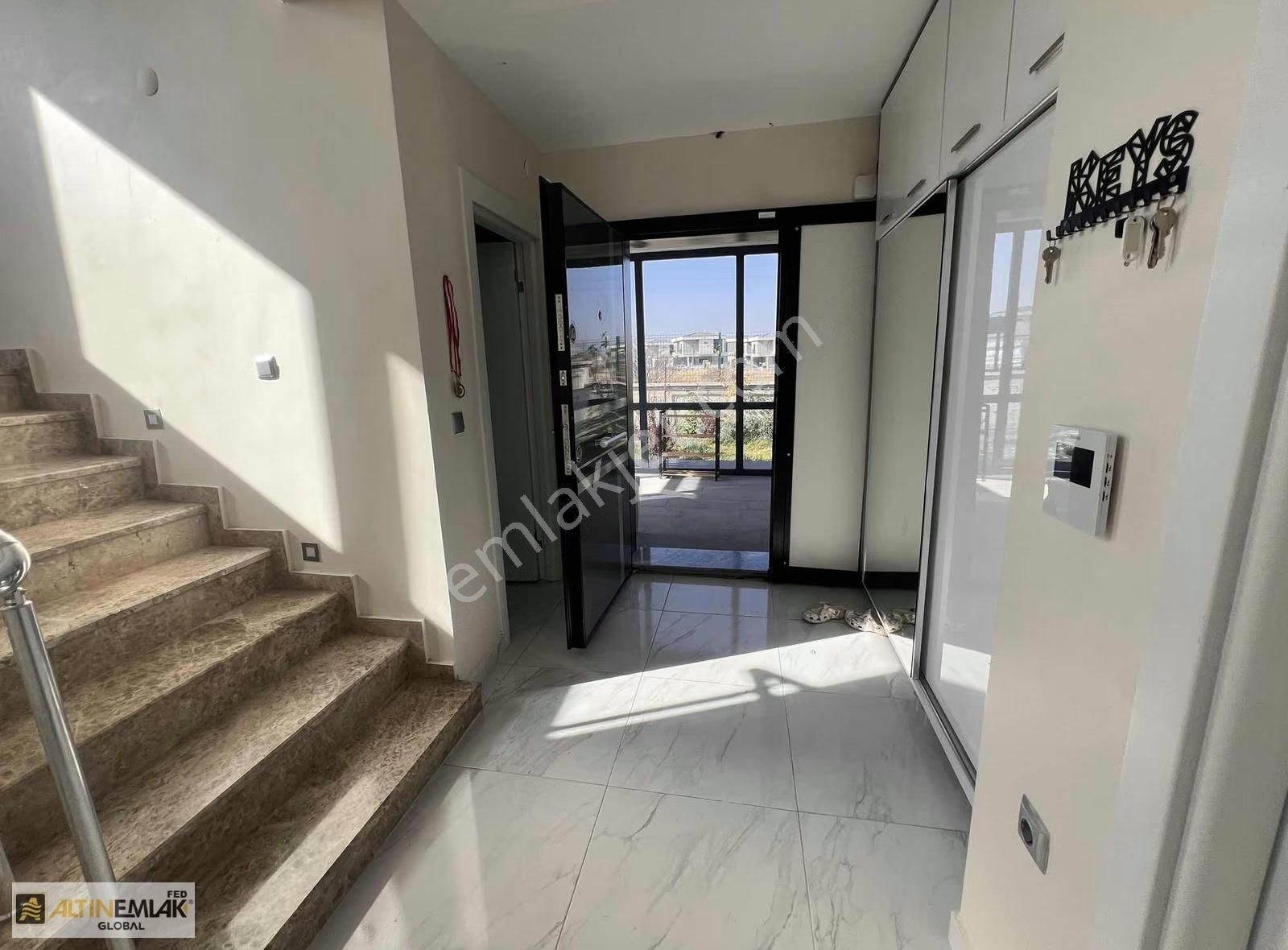 Çay Bağlarında 7+1 Kiralık Villa - Görsel 13