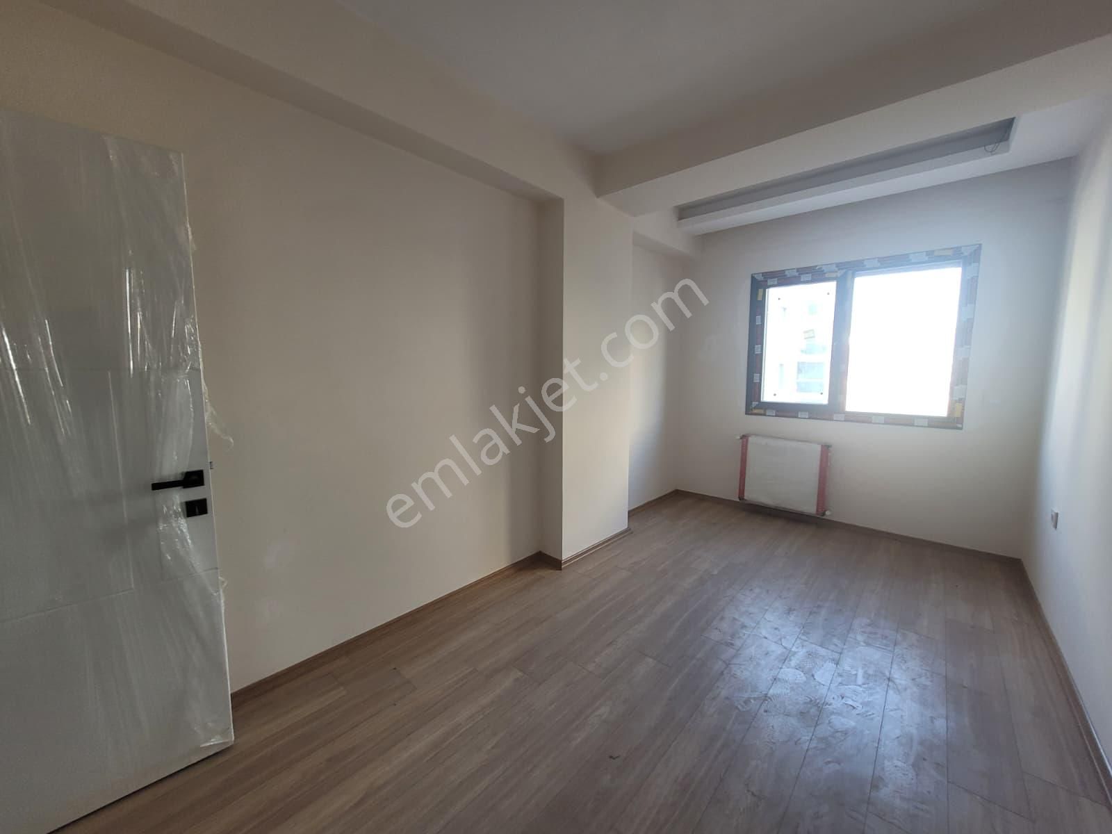 Koyunderede Cadde Üzeri Satılık 2+1 Daire - Görsel 25
