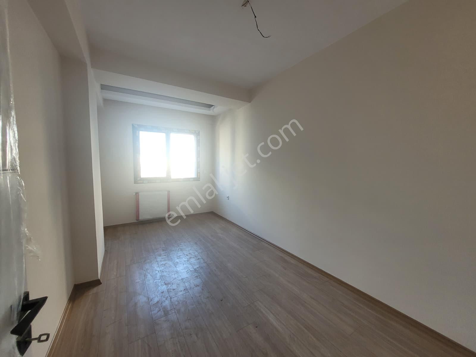 Koyunderede Cadde Üzeri Satılık 2+1 Daire - Görsel 24