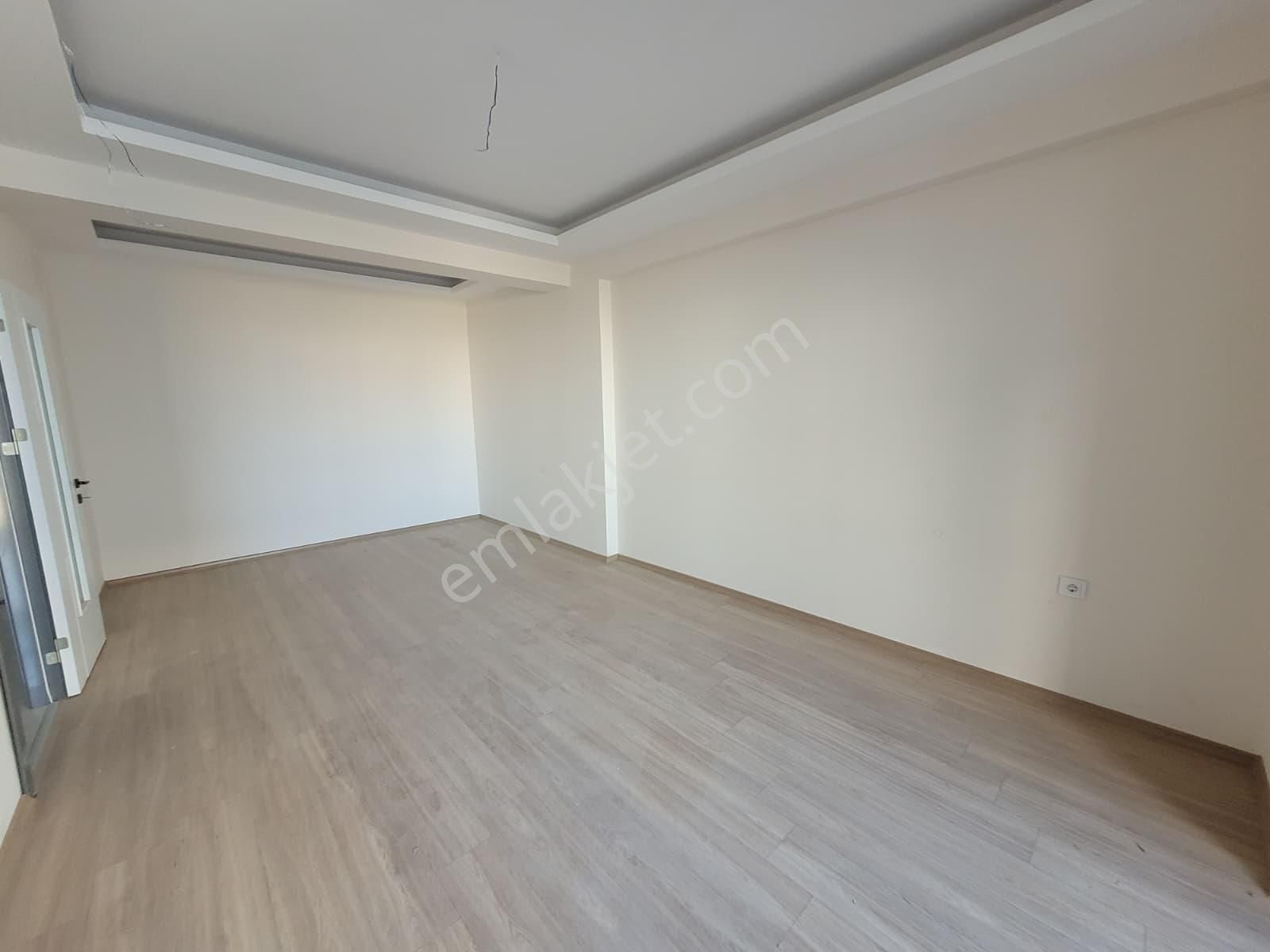 Koyunderede Cadde Üzeri Satılık 2+1 Daire - Görsel 29