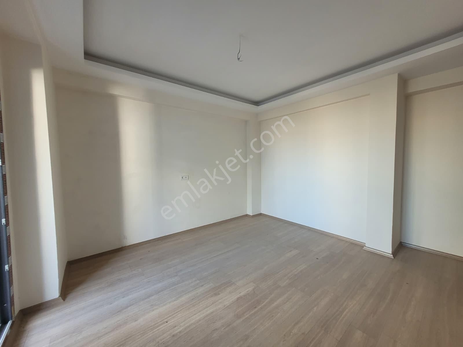 Koyunderede Cadde Üzeri Satılık 2+1 Daire - Görsel 28