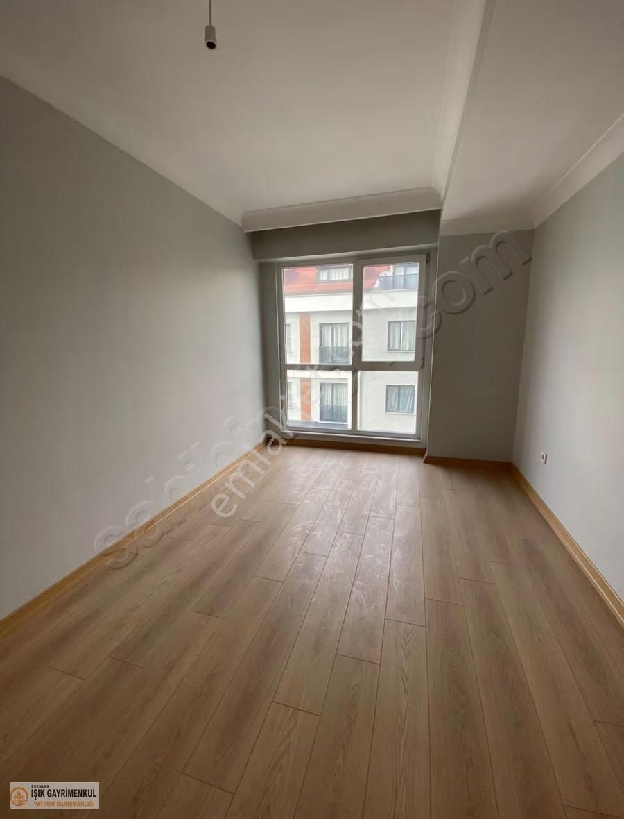 Işık'tan Ebeveyn Banyolu Kapalı Otoparklı Çift Cepheli 3+1 Daire - Görsel 2