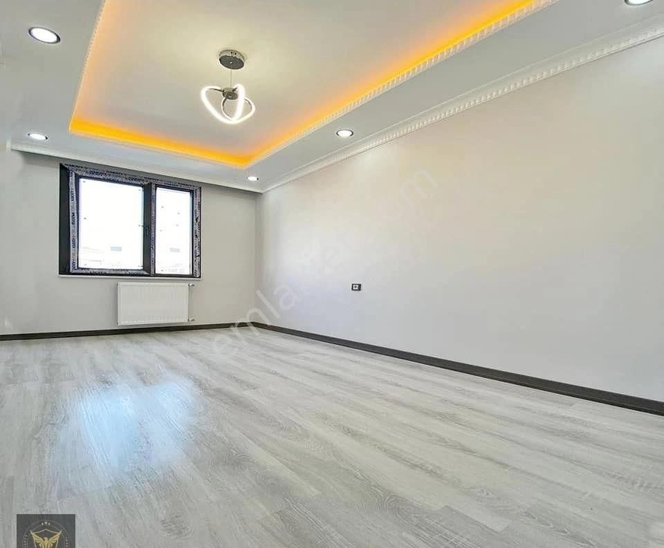 Metrobüs'e Yürüme Mesafesinde 3+1 Satılık Daire - Görsel 13