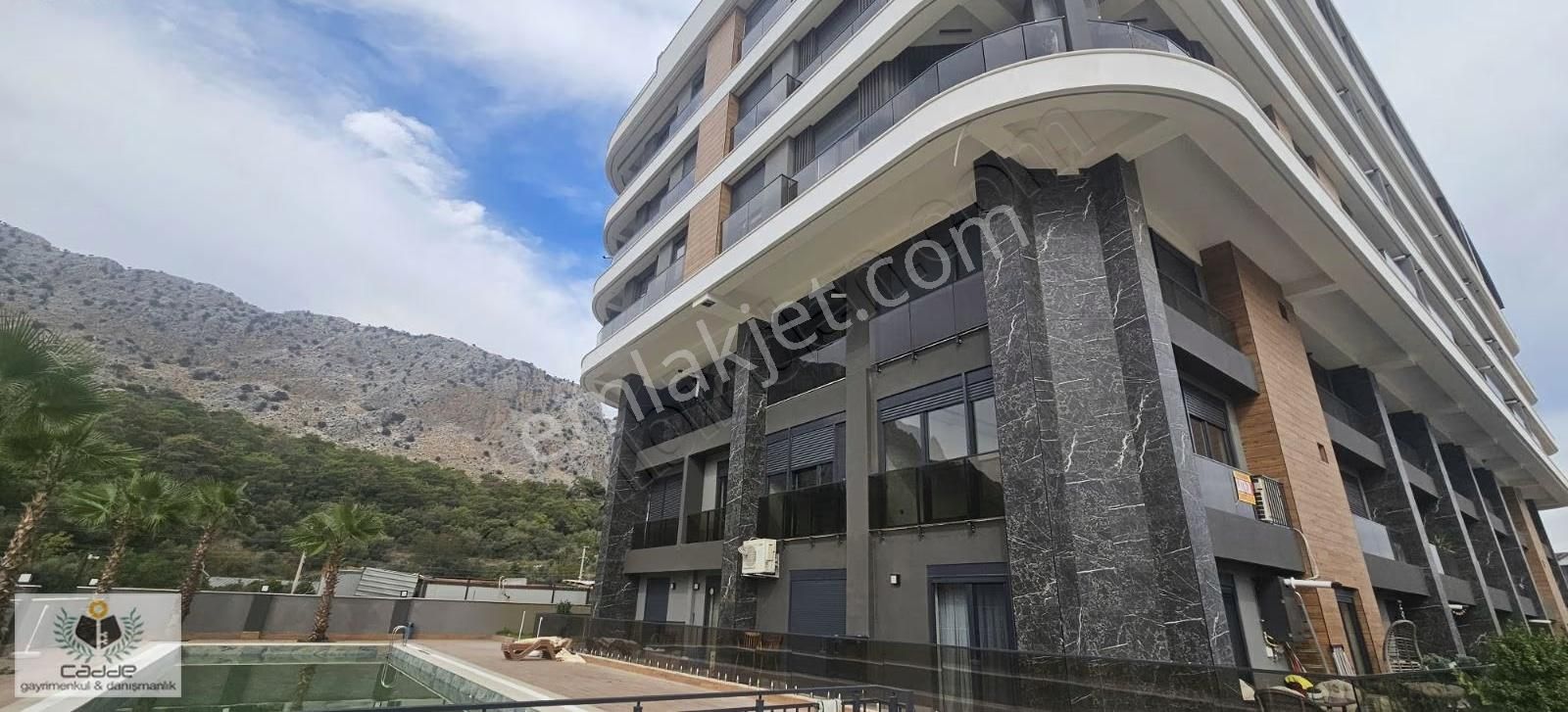 Sıfır Doğalgazlı Arakat 1+1 Ultra Lüks Kiralık - Görsel 16