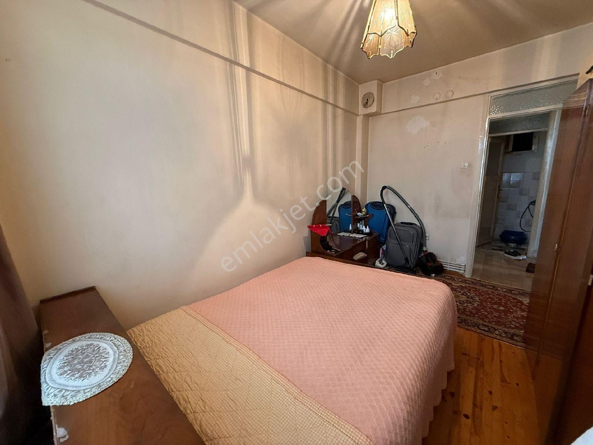 İzmir Buca Menderes Mah. ‼️menşüre Şanlı İlkokul 3+1 Kat 2 Daire Pazarlık Vardır - Görsel 9