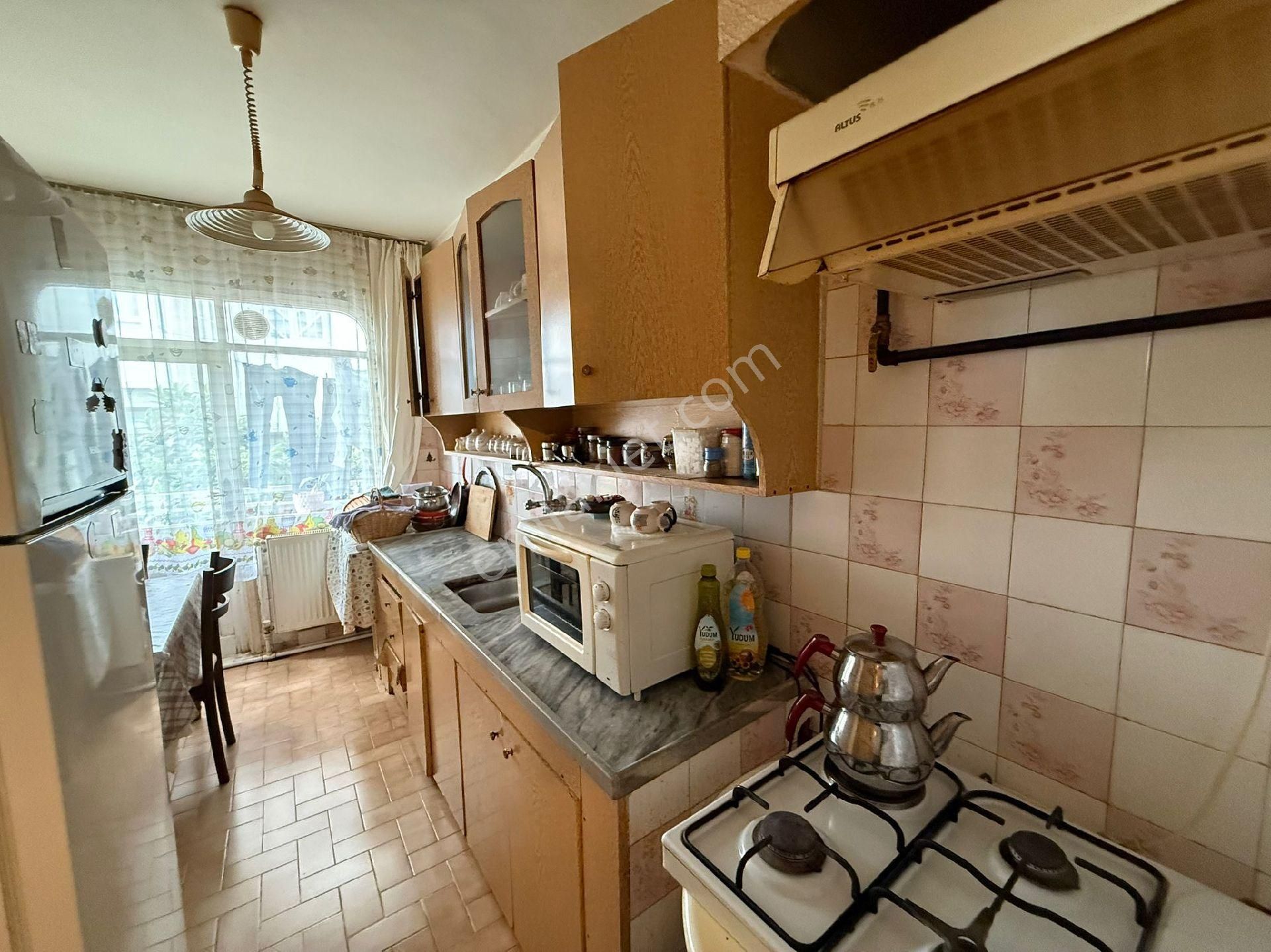 İzmir Buca Menderes Mah. ‼️menşüre Şanlı İlkokul 3+1 Kat 2 Daire Pazarlık Vardır