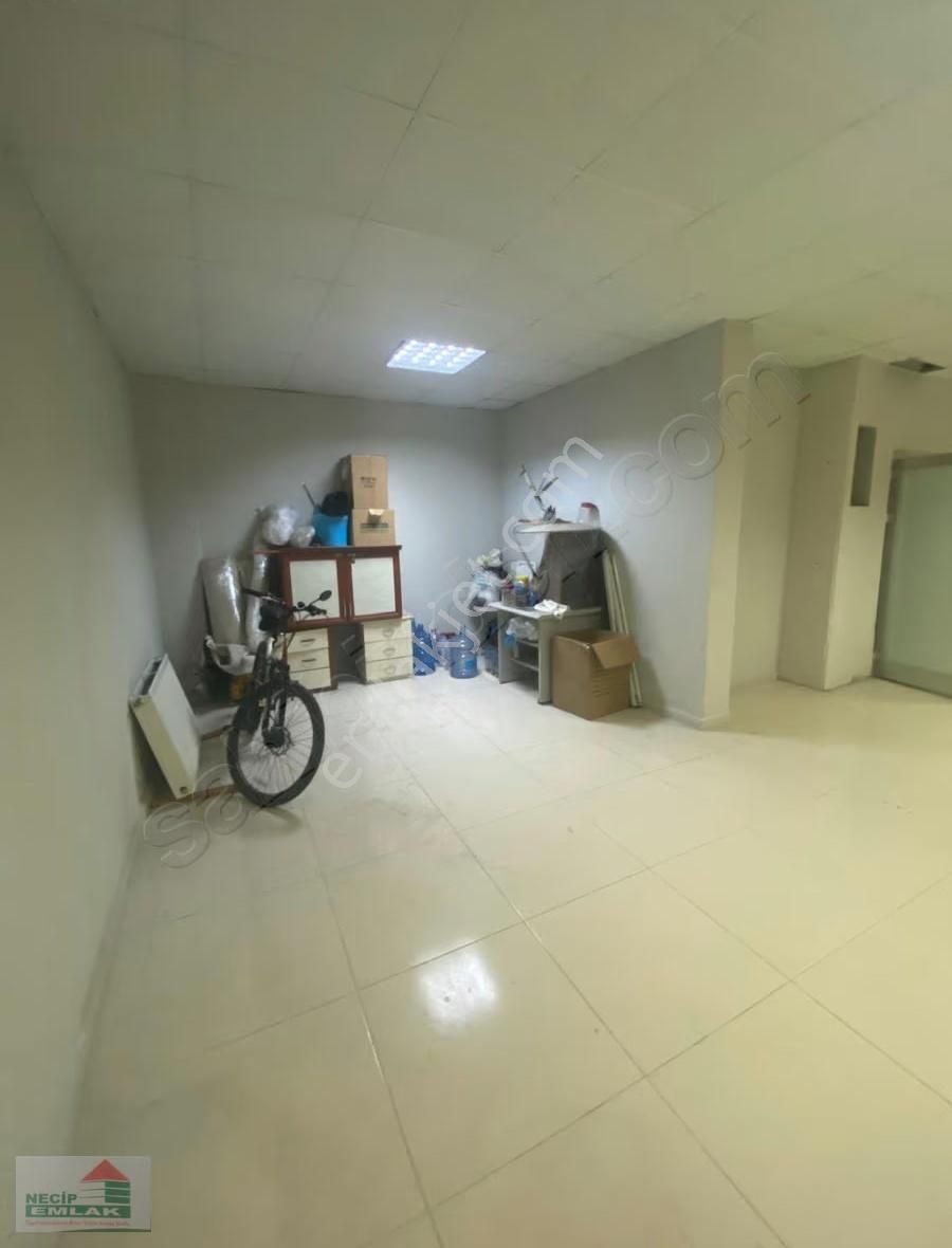 Necip Emlak 'tan Velibabada Kiralık Depolu Dükkan - Görsel 2