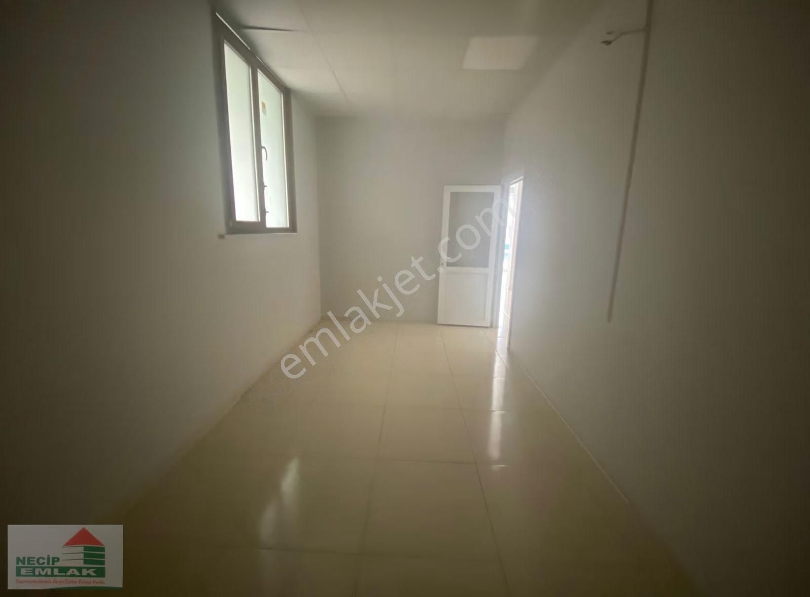 Necip Emlak 'tan Velibabada Kiralık Depolu Dükkan - Görsel 15