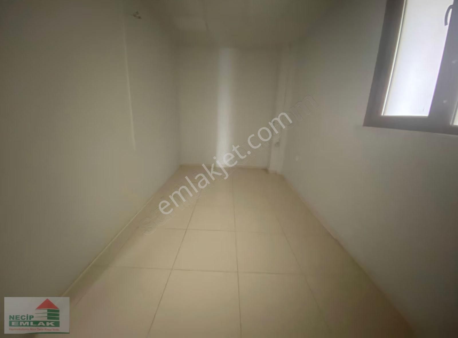 Necip Emlak 'tan Velibabada Kiralık Depolu Dükkan - Görsel 17