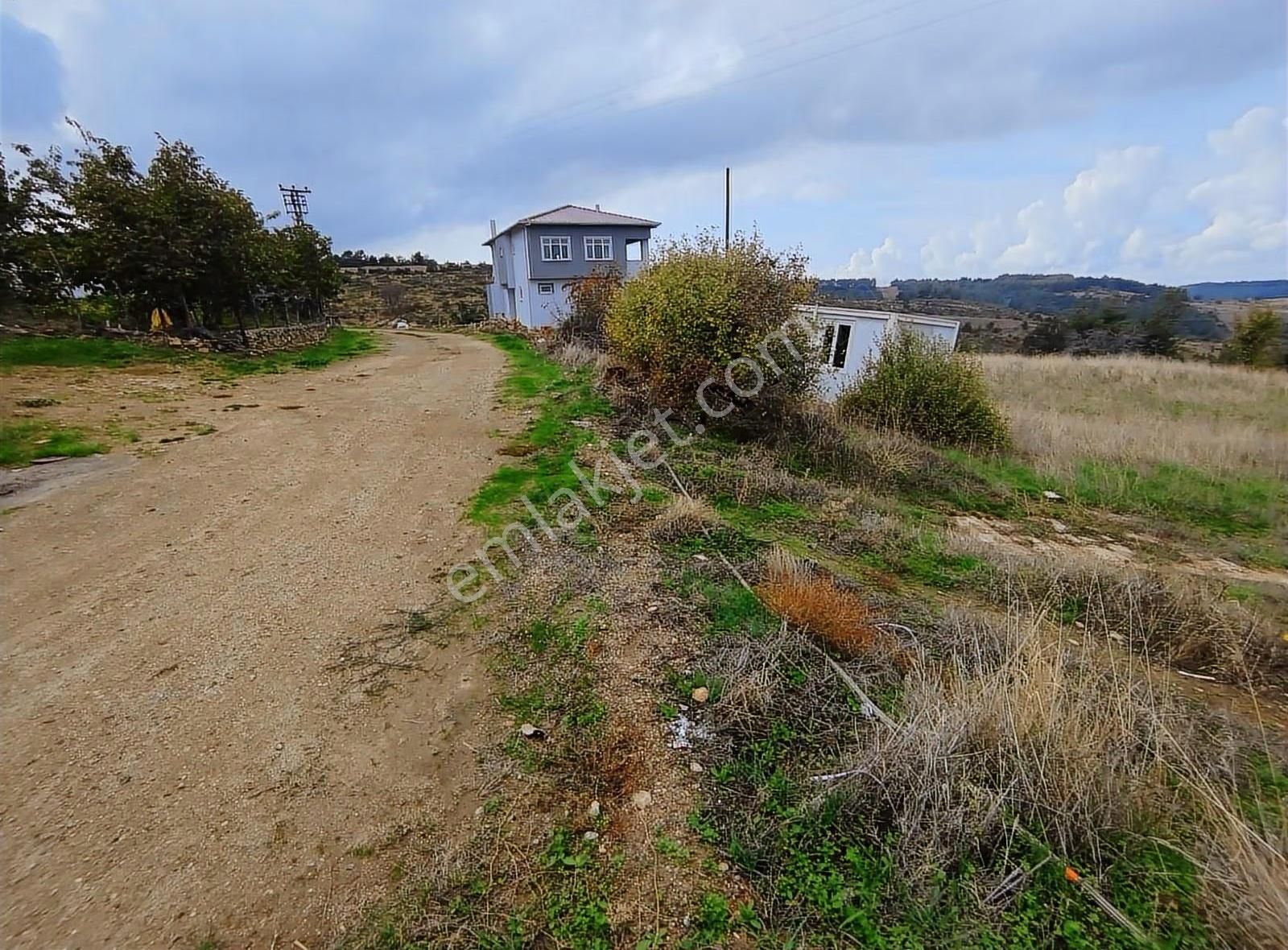 Beybaş Köyü Sazak Mevki İmarlı 299m² - Görsel 2