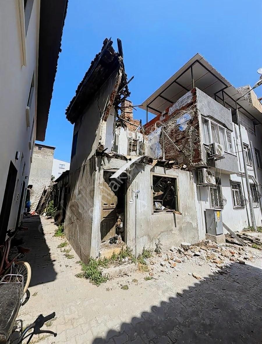 Küçükkuyu Sahil Mahallesi'nde İki Katlı Müstakil Ev - Görsel 4