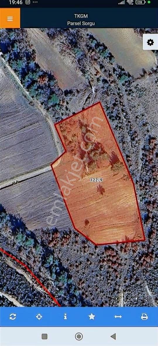 Beybaş Köyü Sazak Mevki 10,674m² Arazi