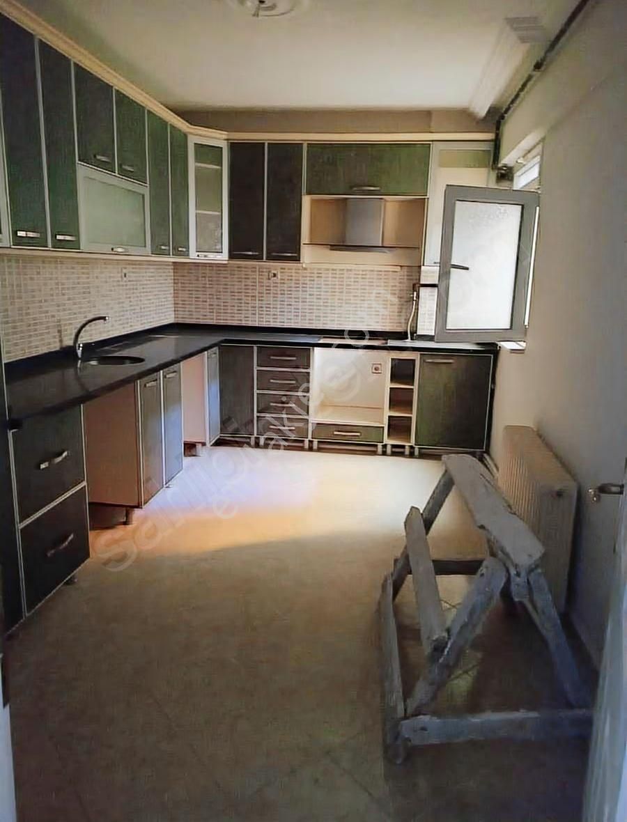 Lapseki Cadde Üzeri Geniş 3+1 Daire - Görsel 27