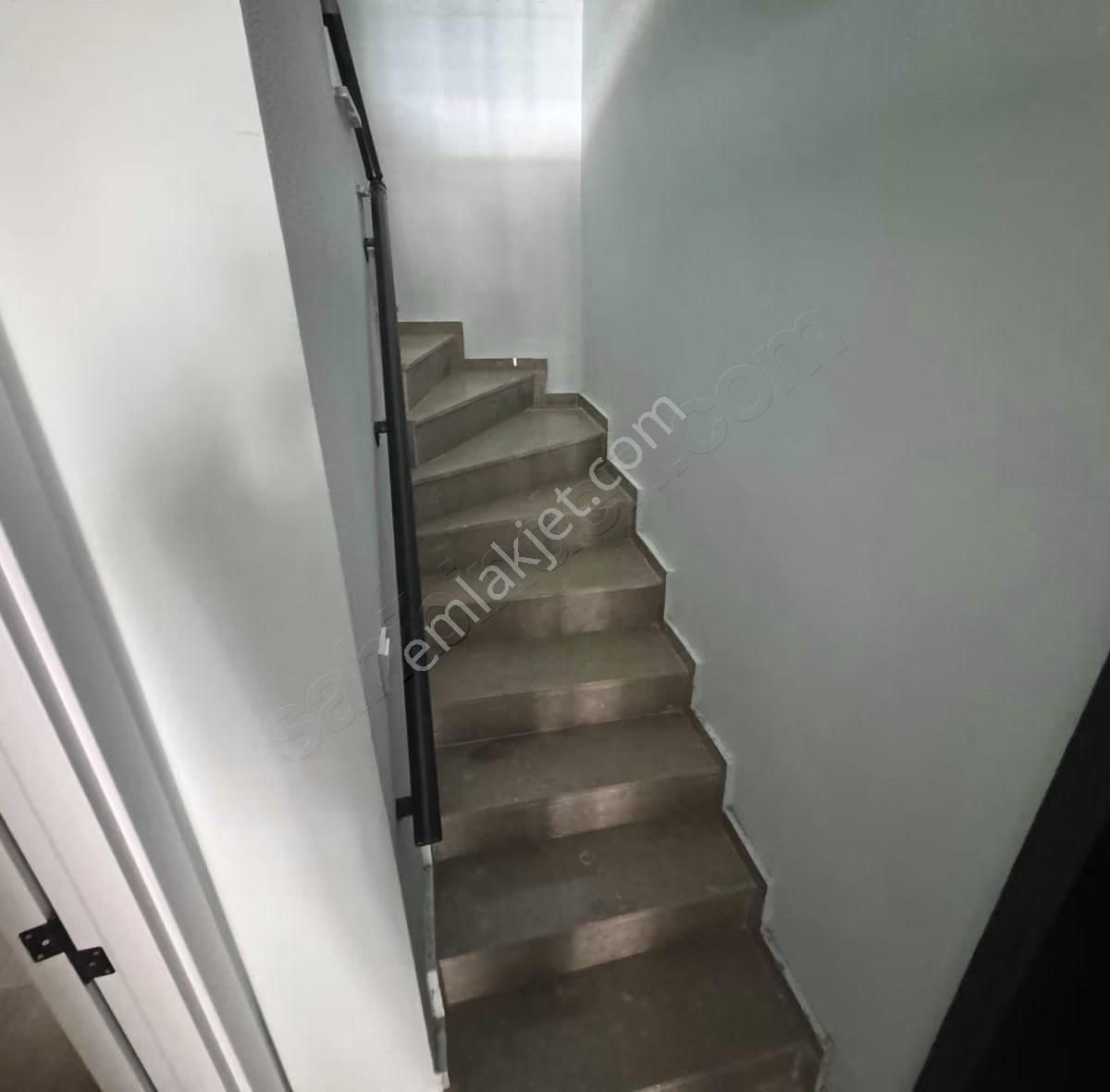 Çanakkale Yeni Kordon'da Sıfır Oturuma Hazır Dubleks 2+1 - Görsel 11