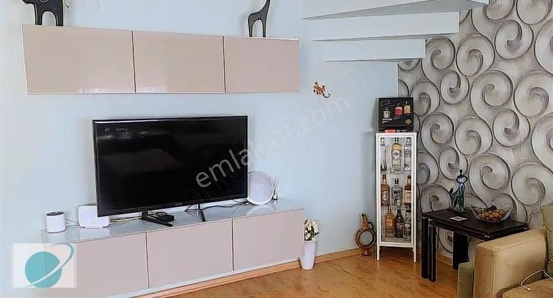 Ordu Bulvarı Üzerinde Çift Cephe Dubleks Daire - Görsel 3