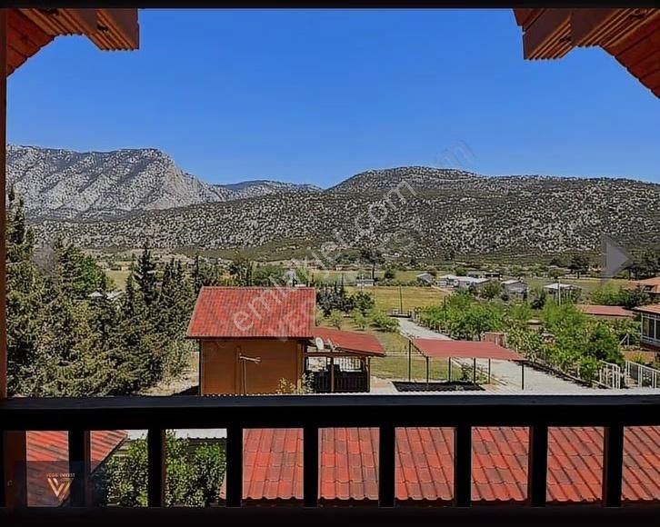 Bayatbadem'lerinde 5300 M2 İçinde 2 Adet Çiftlik Evi Vega Invest - Görsel 7