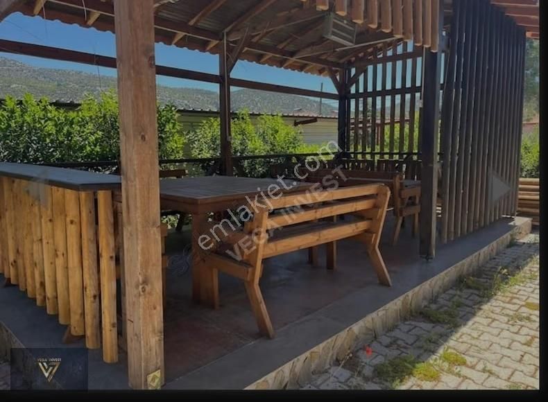 Bayatbadem'lerinde 5300 M2 İçinde 2 Adet Çiftlik Evi Vega Invest - Görsel 6