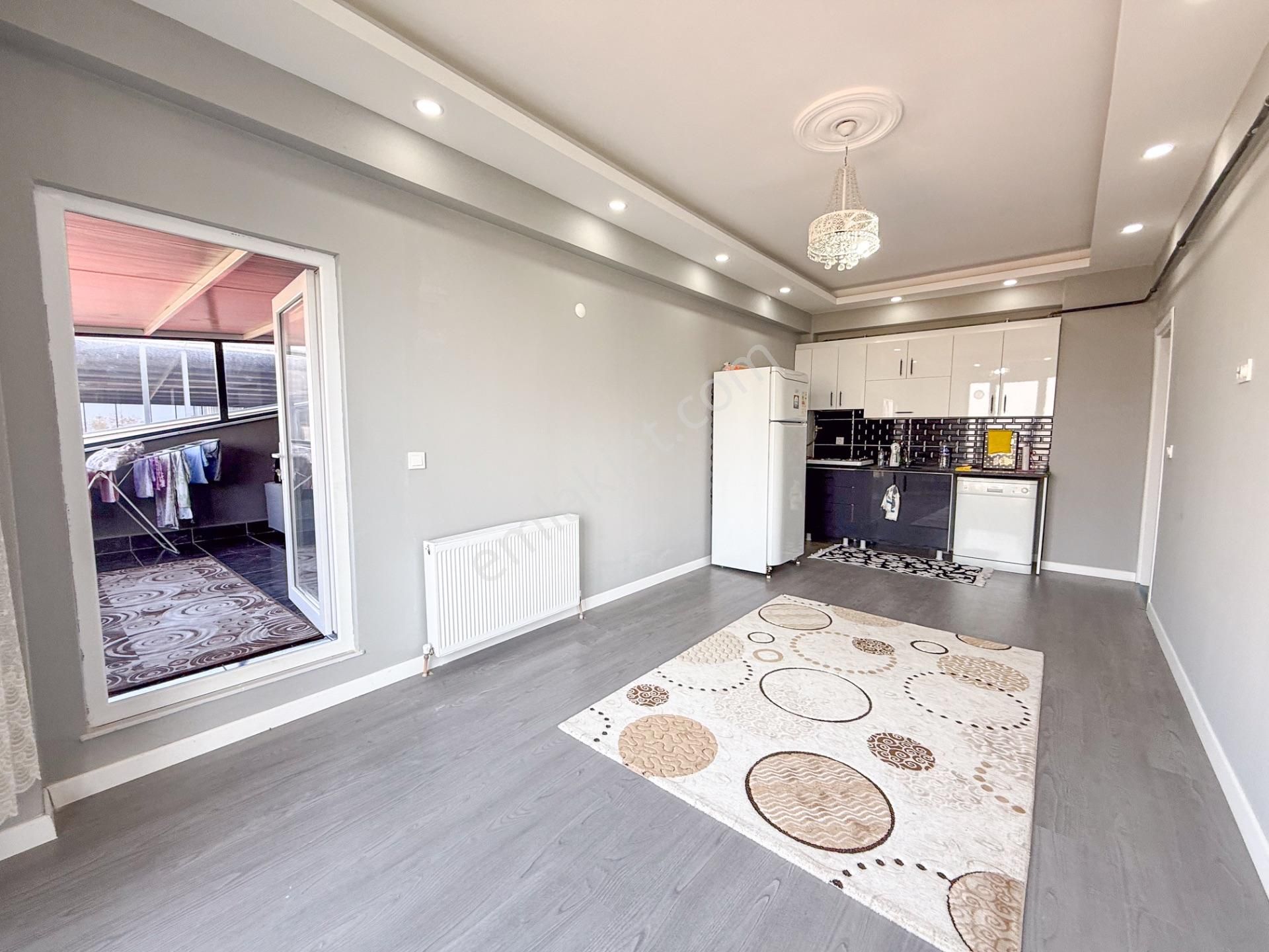 Kumbağ'da Ana Cadde Üzerinde Geniş Ve Ferah 2+1 Satılık Daire - Görsel 11