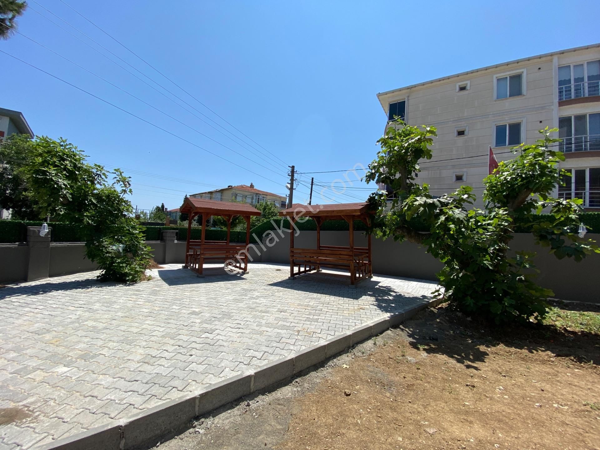 Kumbağ'da Ana Cadde Üzerinde Geniş Ve Ferah 2+1 Satılık Daire - Görsel 4