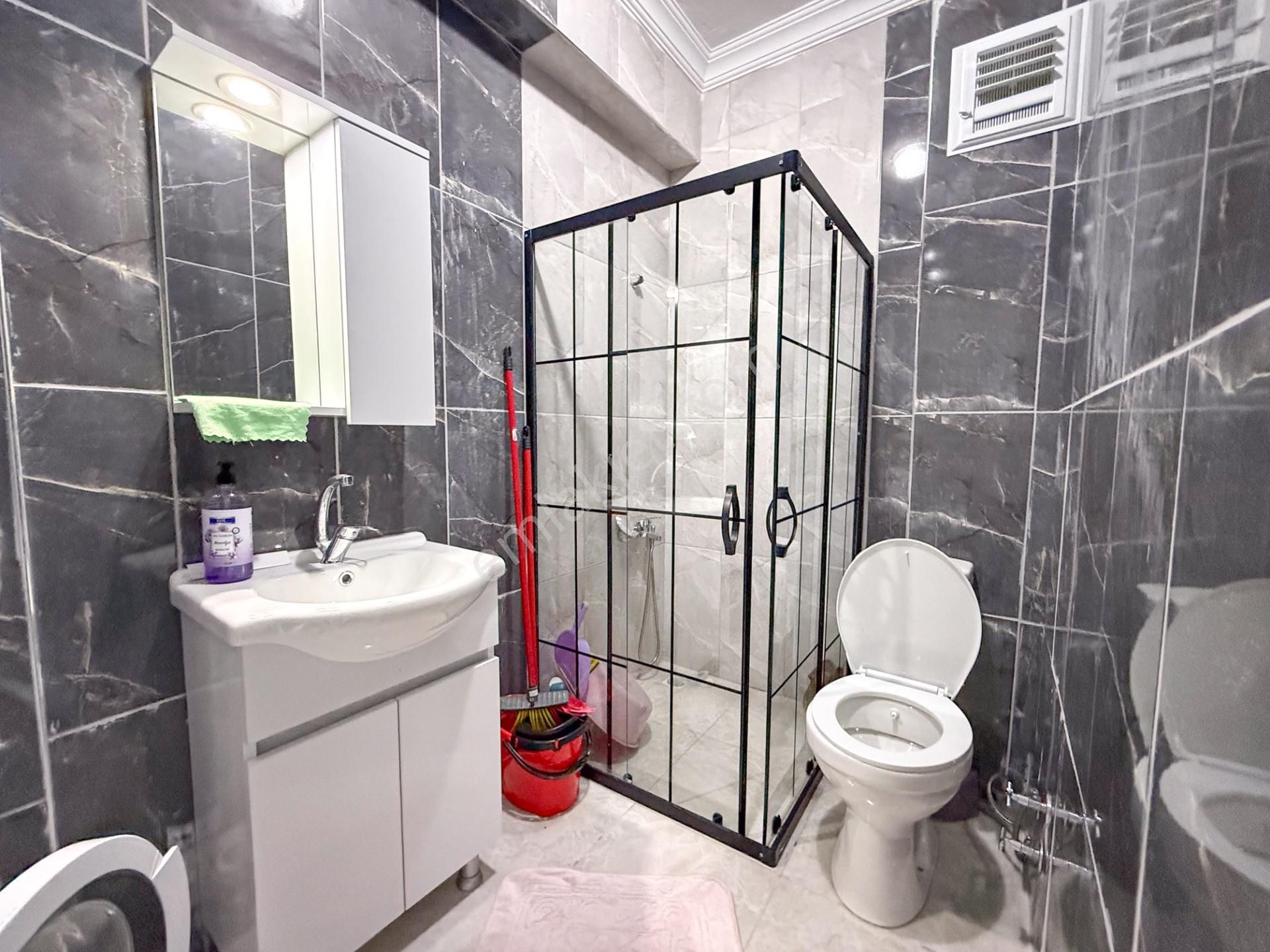 Kumbağ'da Ana Cadde Üzerinde Geniş Ve Ferah 2+1 Satılık Daire - Görsel 31