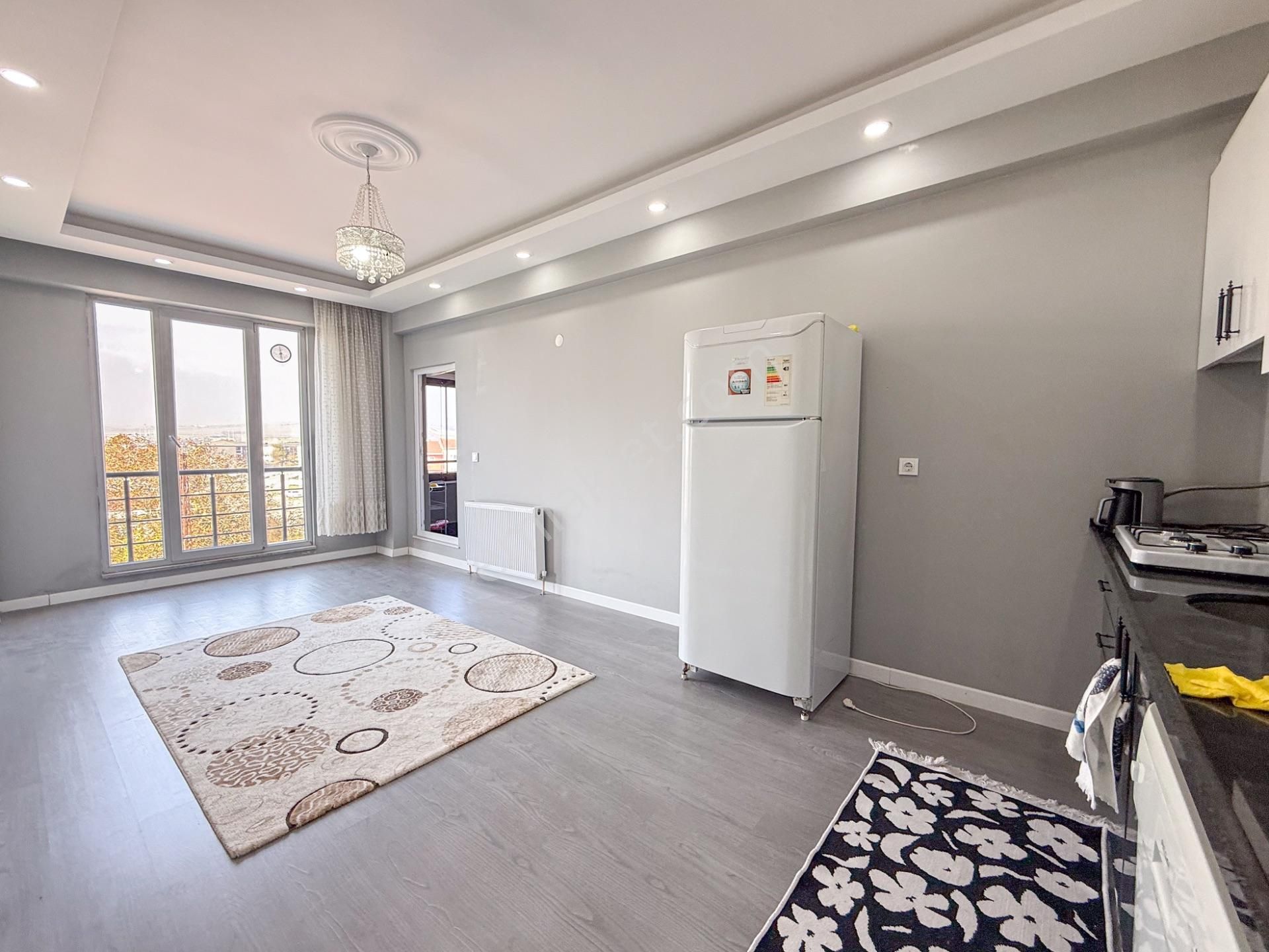 Kumbağ'da Ana Cadde Üzerinde Geniş Ve Ferah 2+1 Satılık Daire - Görsel 8