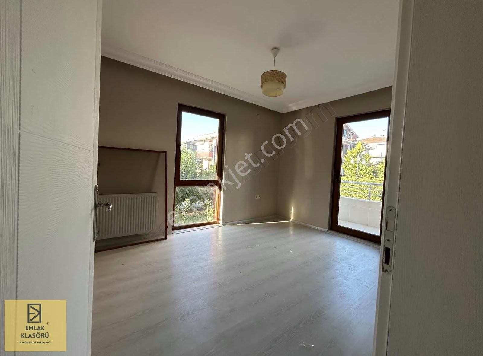 Serdivan Yazlıkta Merkezi Konumda Kiralık 2+1 - Görsel 12