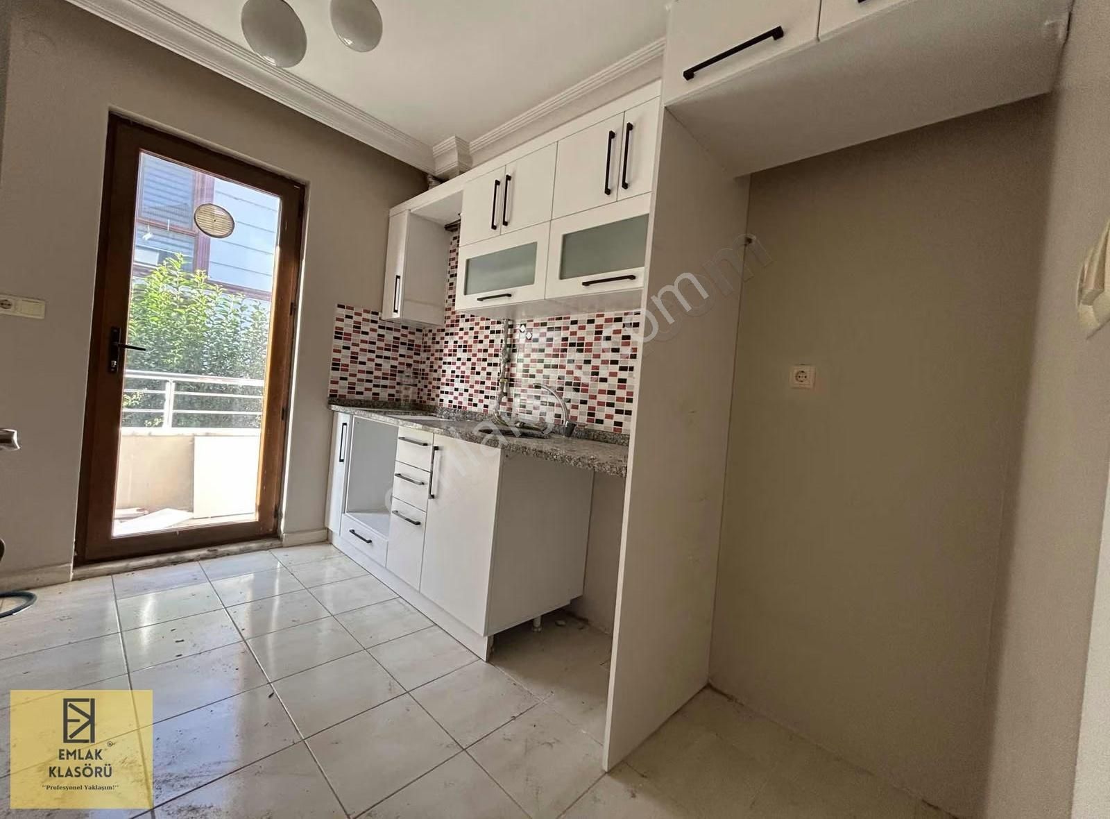 Serdivan Yazlıkta Merkezi Konumda Kiralık 2+1 - Görsel 7