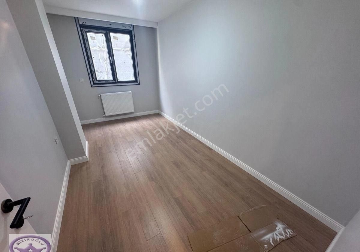 Sahile Ve Marmaray Durağına Yakın 2 Wc Kapalı Garajlı Sıfır 3+1 - Görsel 23