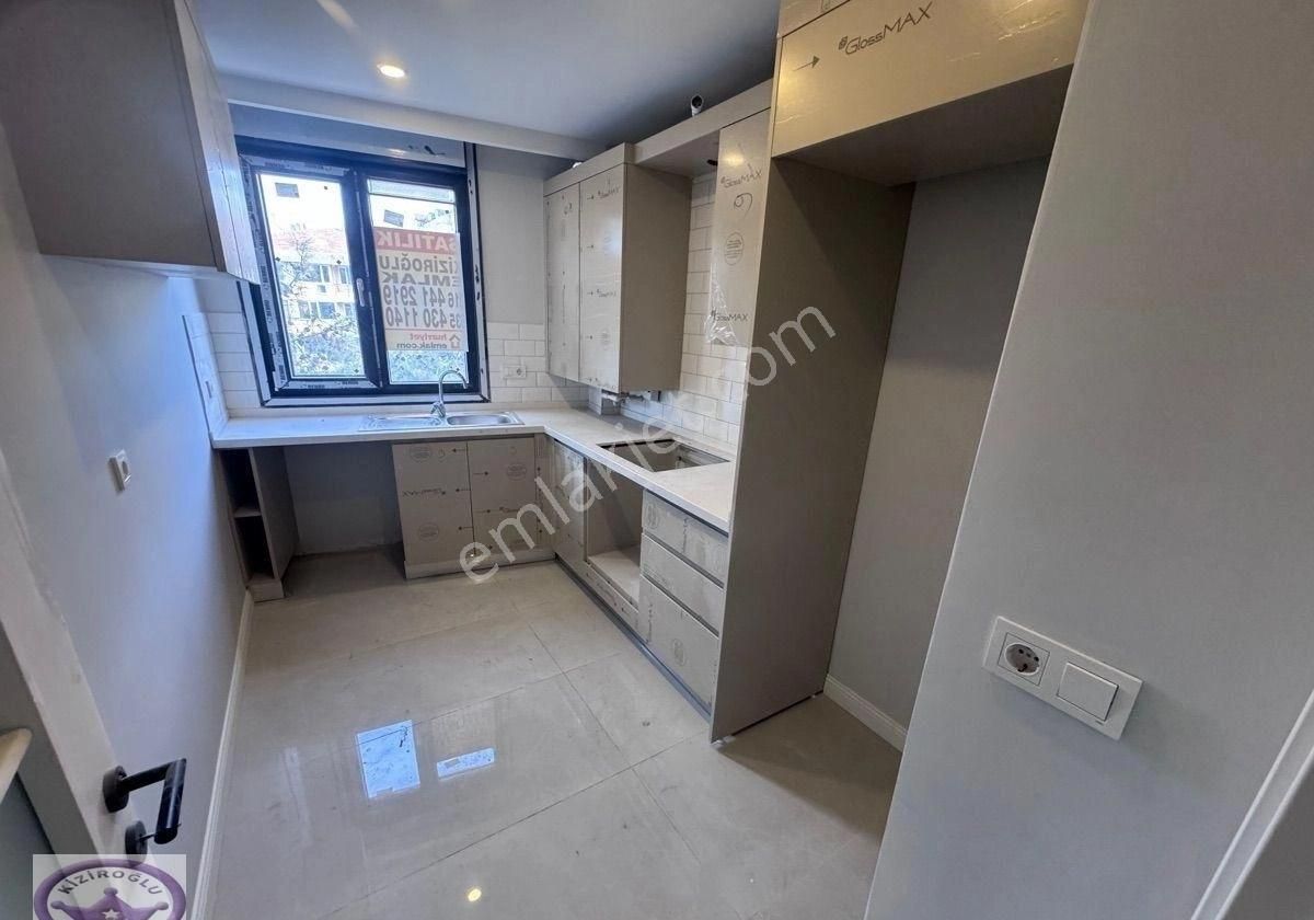 Sahile Ve Marmaray Durağına Yakın 2 Wc Kapalı Garajlı Sıfır 3+1 - Görsel 20