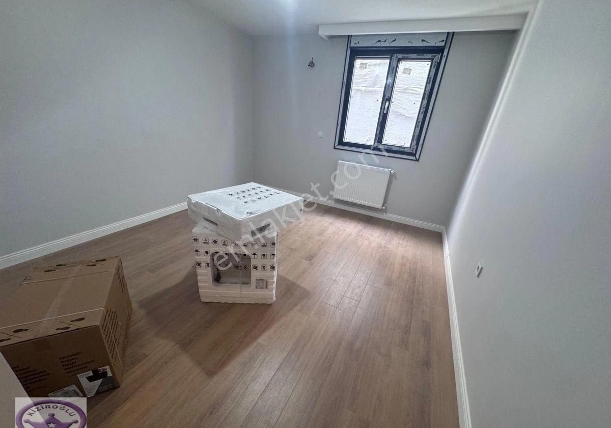 Sahile Ve Marmaray Durağına Yakın 2 Wc Kapalı Garajlı Sıfır 3+1 - Görsel 34