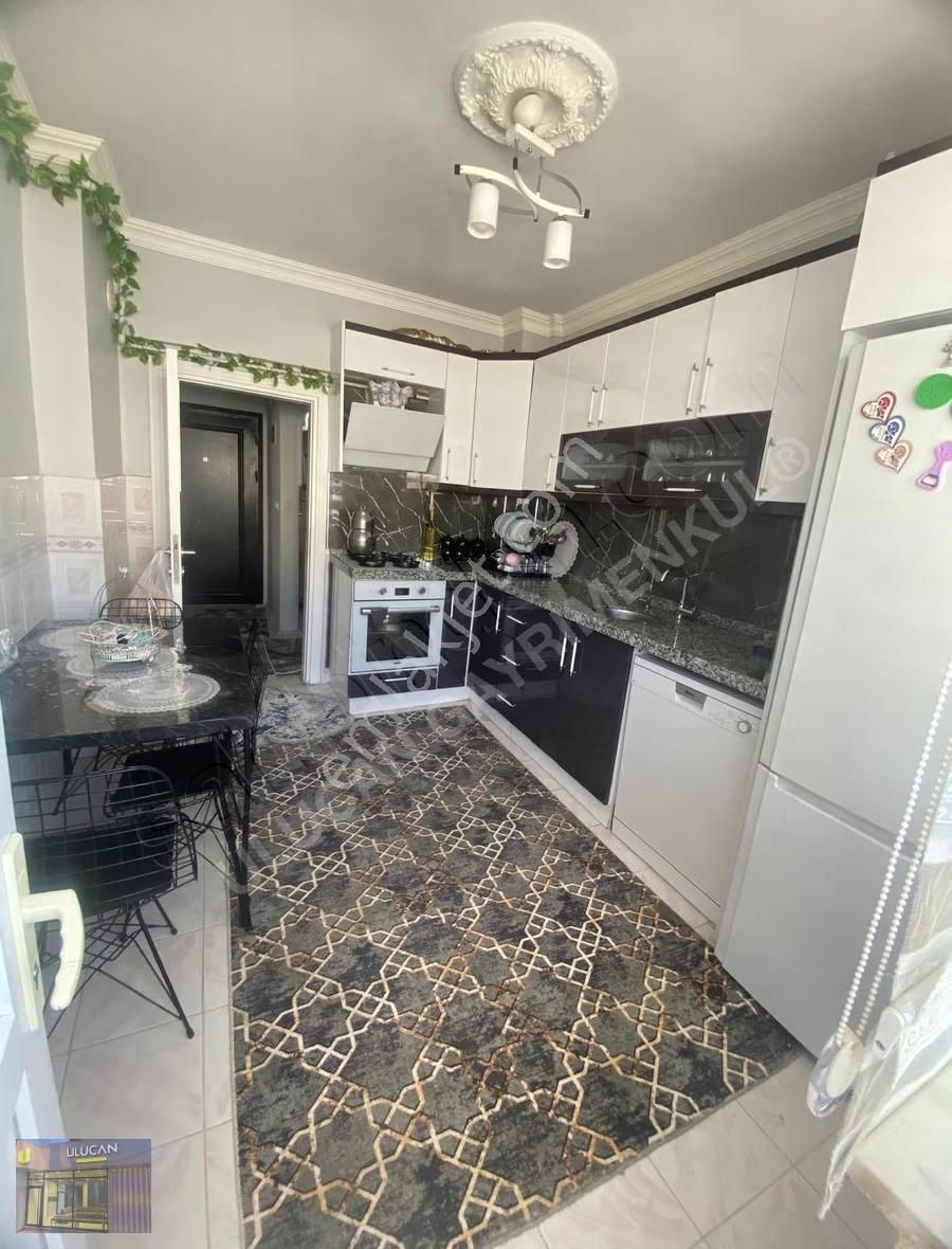 Alanyurt Mahallesinde Hamzabey Caddesine Cephe Satılık Ara Kat - Görsel 8