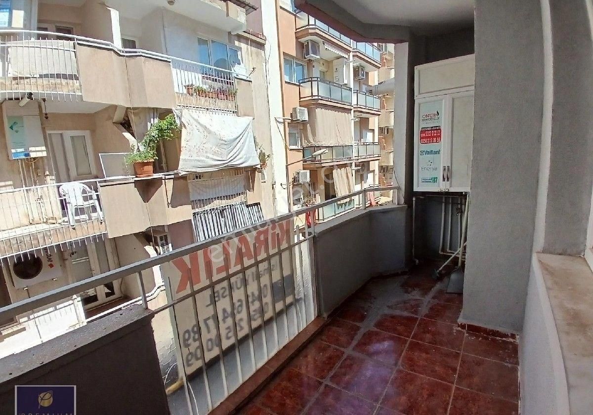 Güzelhisar'da Adnan Menderes Bulvarı'na 30 Metre Kiralık Doğalgazlı 3+1 !!!! - Görsel 16