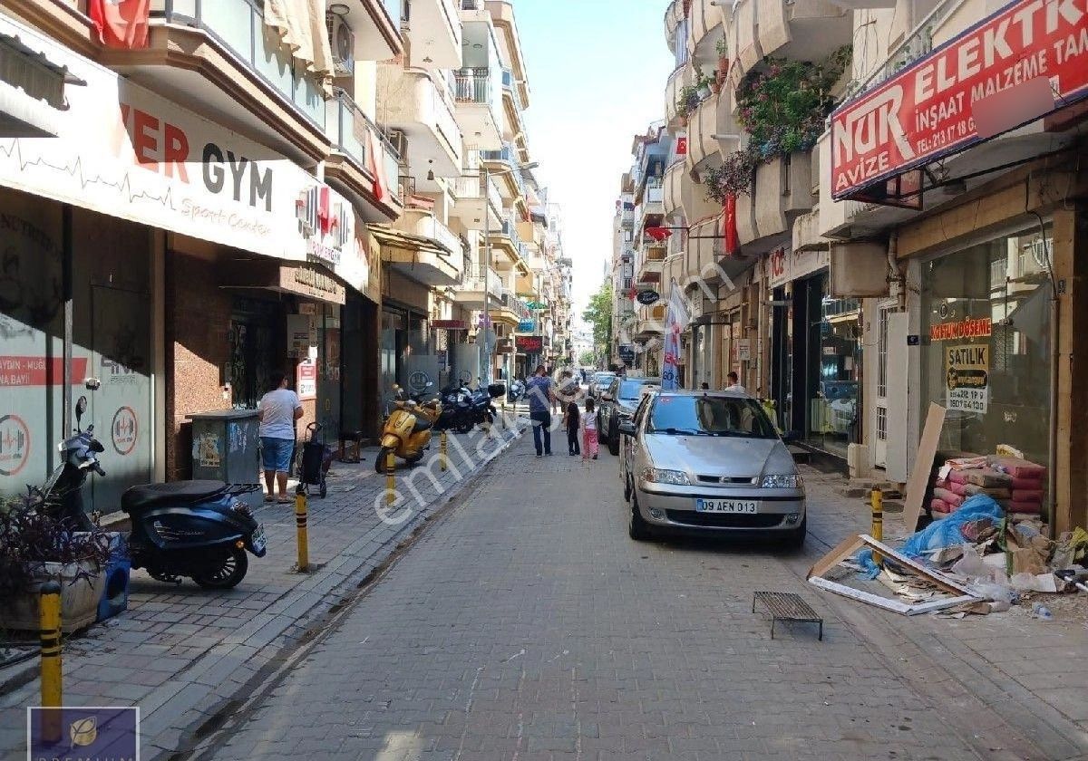 Güzelhisar'da Adnan Menderes Bulvarı'na 30 Metre Kiralık Doğalgazlı 3+1 !!!! - Görsel 14