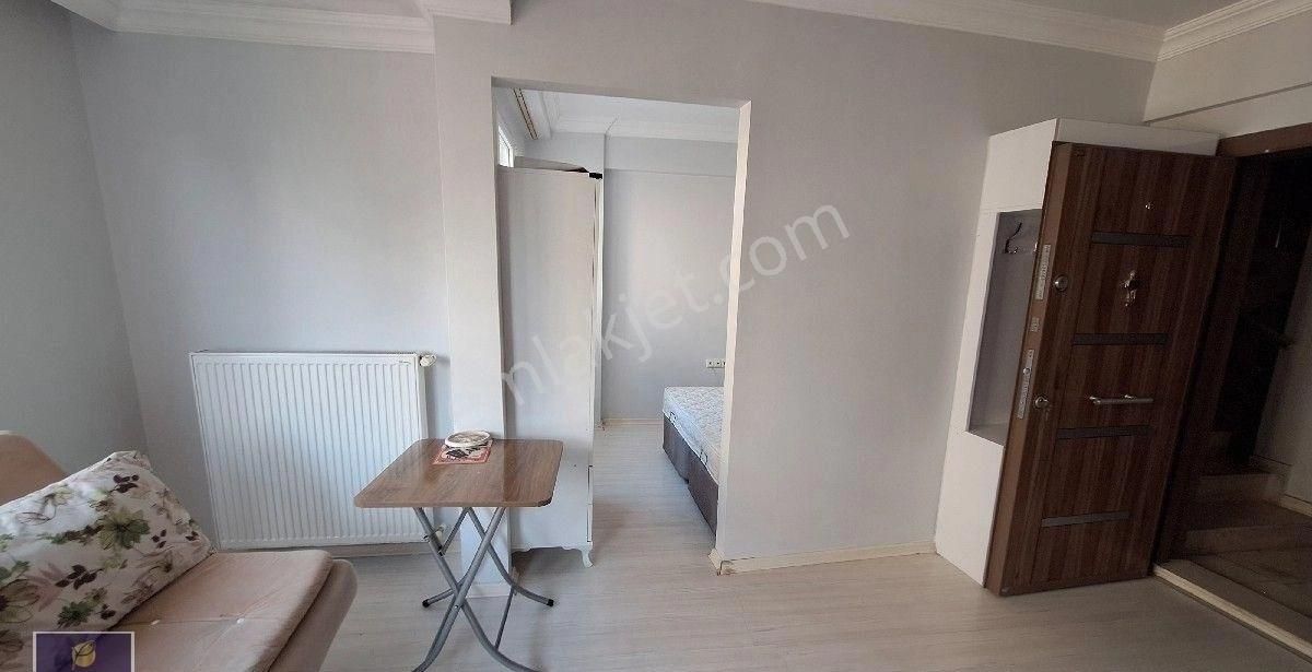 Üst Efeler'de Harika Konumda İster Eşyalı İster Eşyasız 1+1 Kiralık Doğalgazlı Balkonlu Daire!!! - Görsel 6