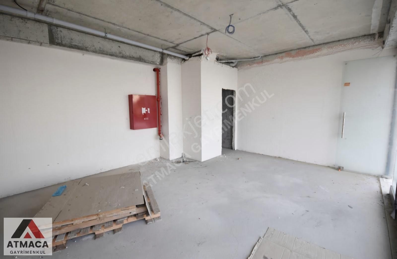 Gökevler'de Tüyap Fuar Merkezinin Arkası Kiralık İş Yeri - Görsel 14