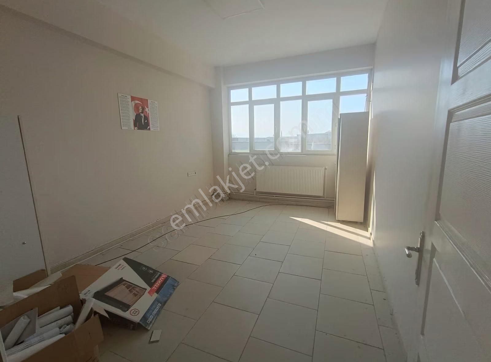 İzmir-ankara Yoluna Cepheli Kiralık İşyeri - Görsel 16