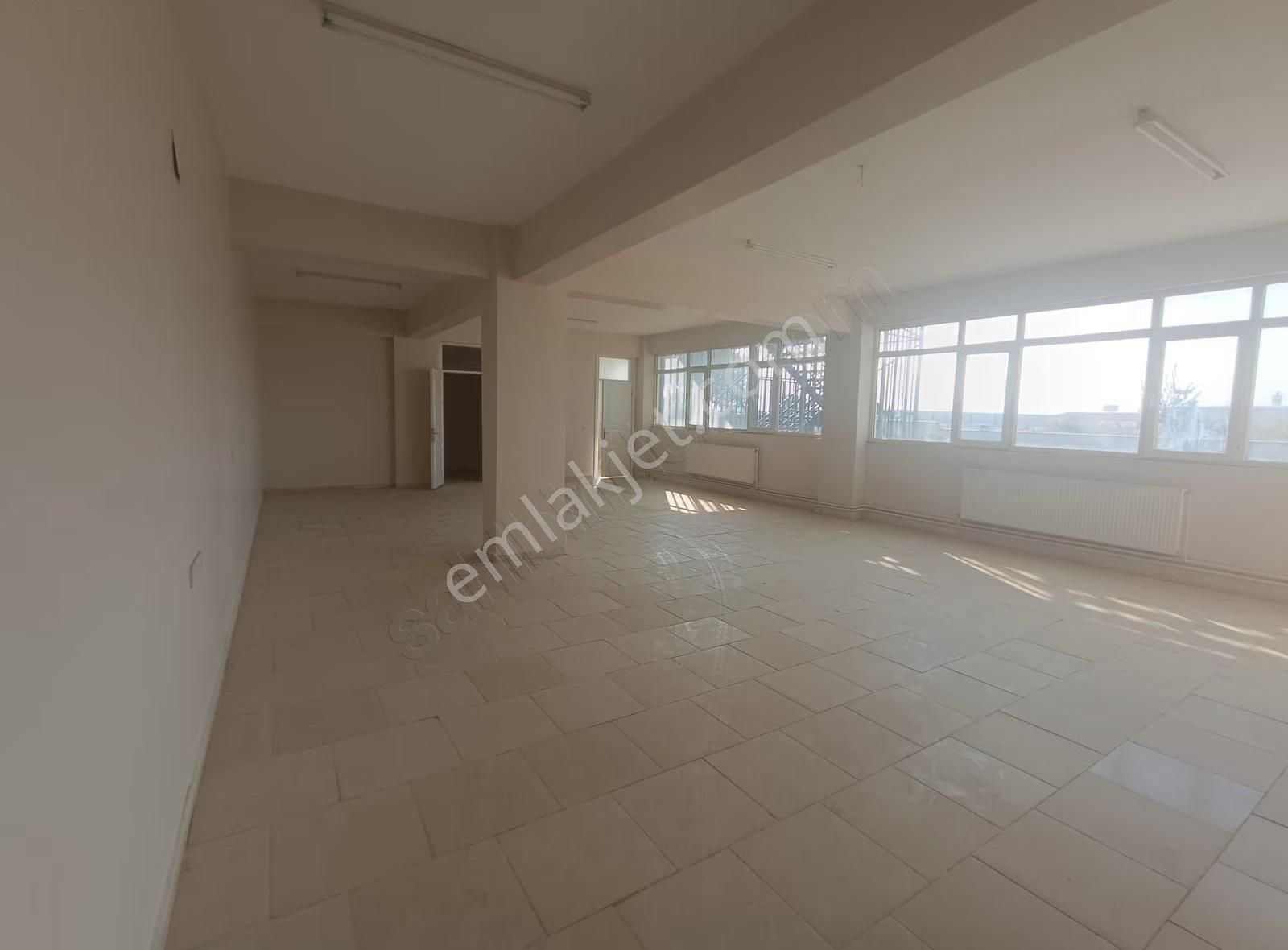 İzmir-ankara Yoluna Cepheli Kiralık İşyeri - Görsel 11