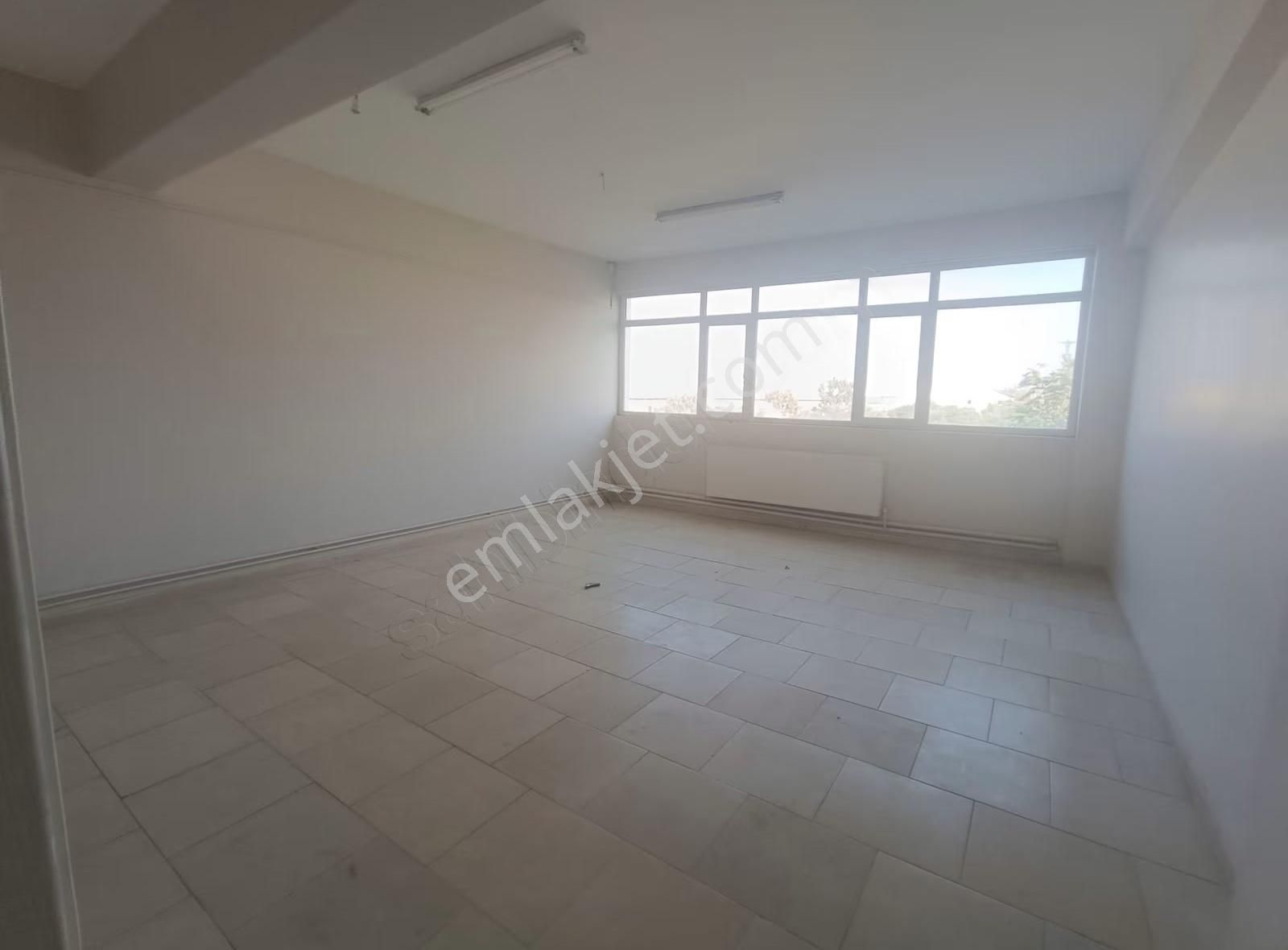 İzmir-ankara Yoluna Cepheli Kiralık İşyeri - Görsel 35