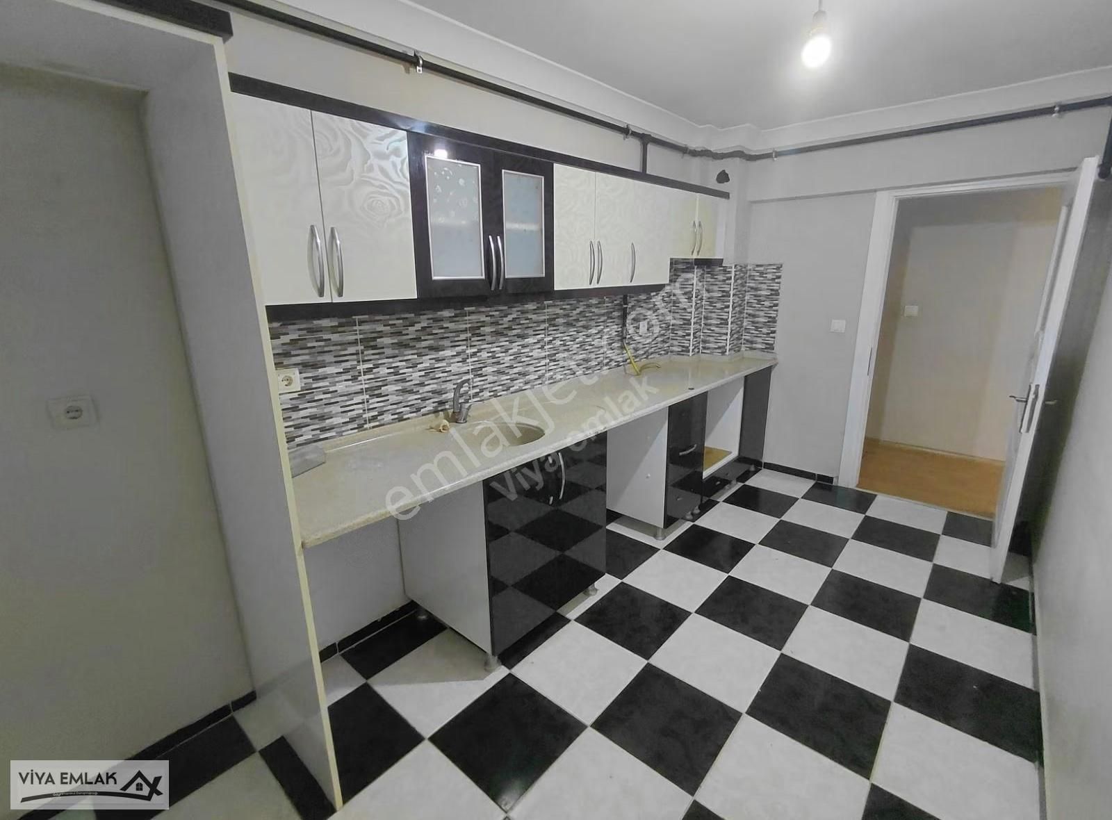 Ayrancılar Viya Emlaktan Satılık 2+1 Doğalgazlı Ara Kat Daire - Görsel 2