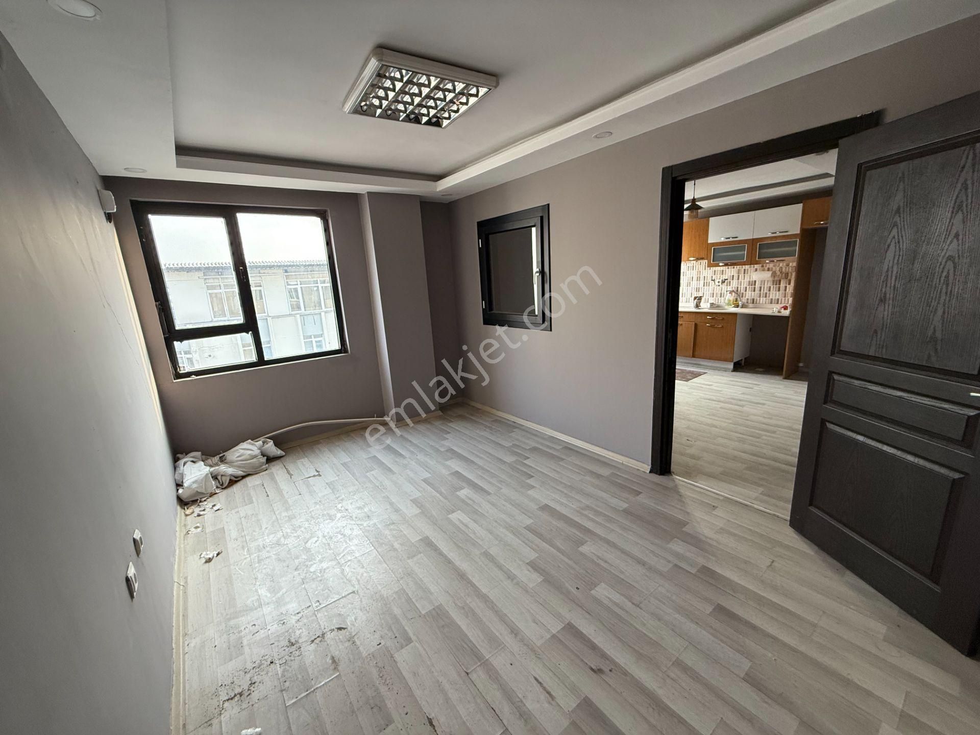 Çarşı Merkez'de Kotçu Münir Karşısı 1+1 Satılık Ofis İşyeri - Görsel 14