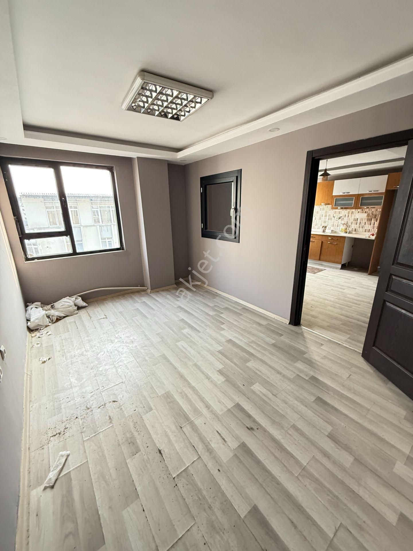 Çarşı Merkez'de Kotçu Münir Karşısı 1+1 Satılık Ofis İşyeri - Görsel 15