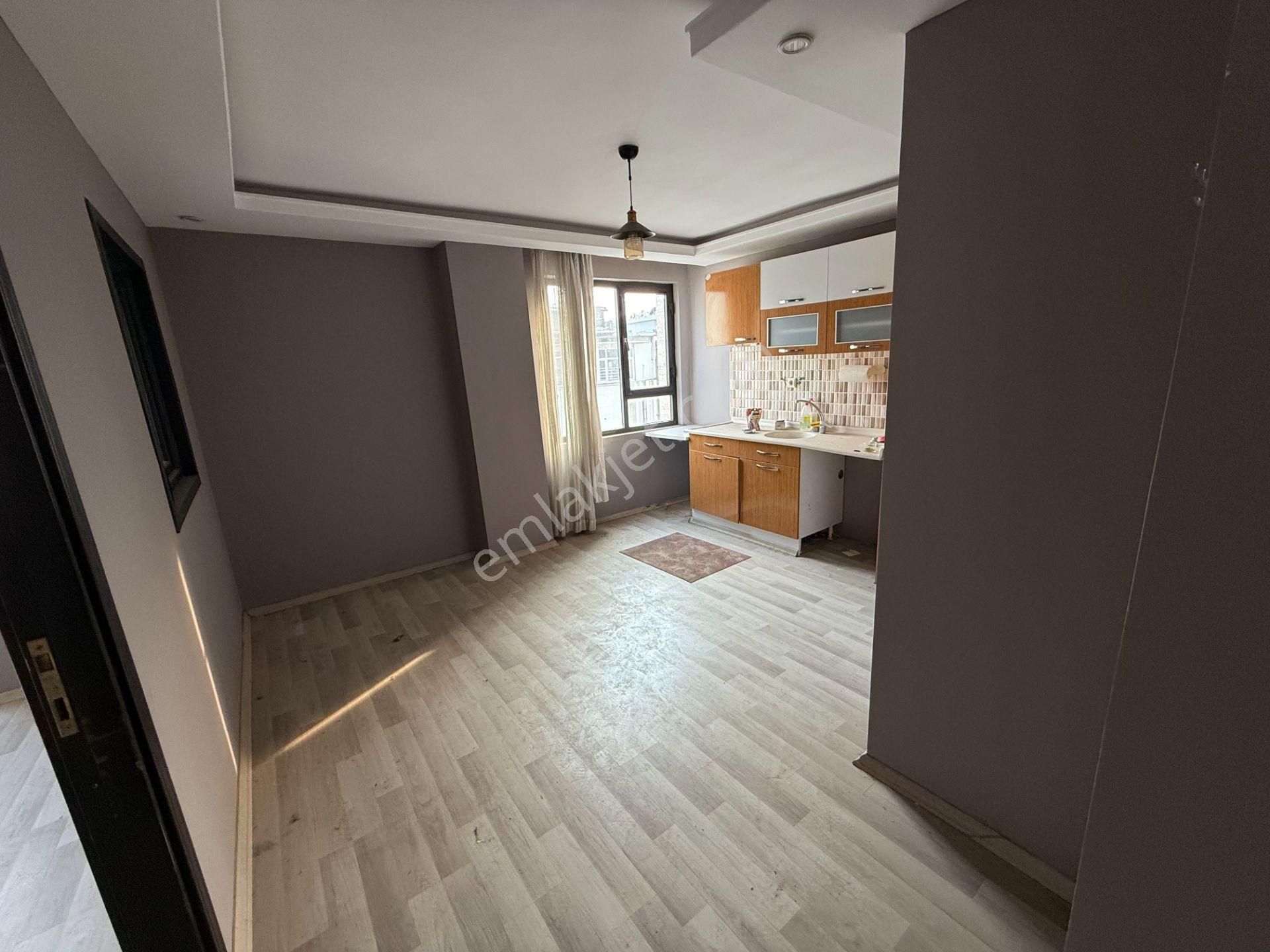 Çarşı Merkez'de Kotçu Münir Karşısı 1+1 Satılık Ofis İşyeri - Görsel 7