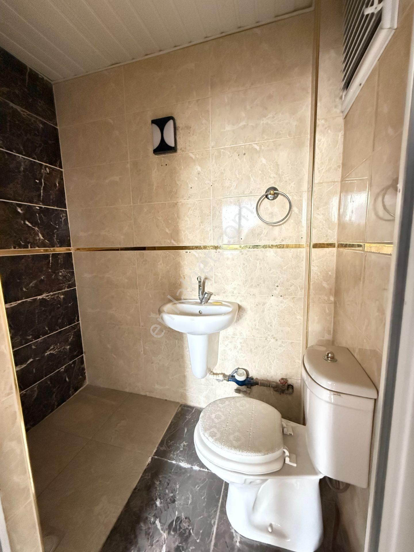 Çarşı Merkez'de Kotçu Münir Karşısı 1+1 Satılık Ofis İşyeri - Görsel 16