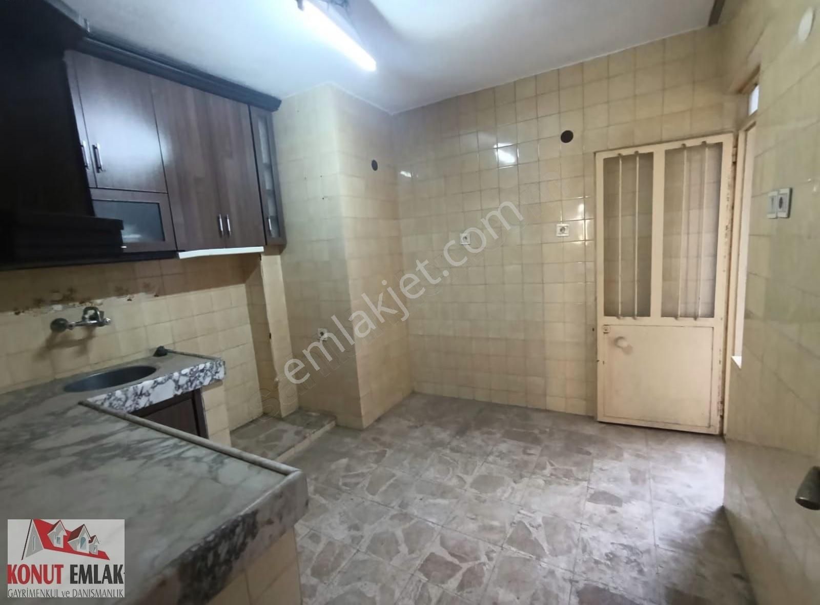 Konut Emlaktan Yenı Mah Atatürk Parkı Altı 3+1 - Görsel 3