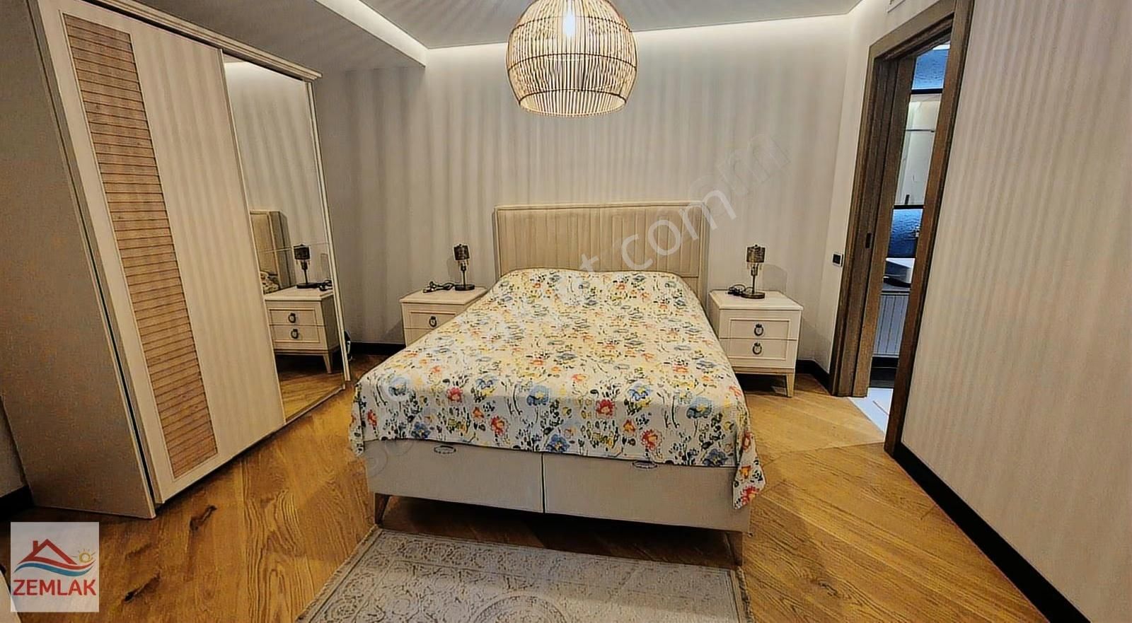 Asarlık'ta Denize Sıfır Özel Plajlı Sitede Bahçe Katı Rezidans - Görsel 8