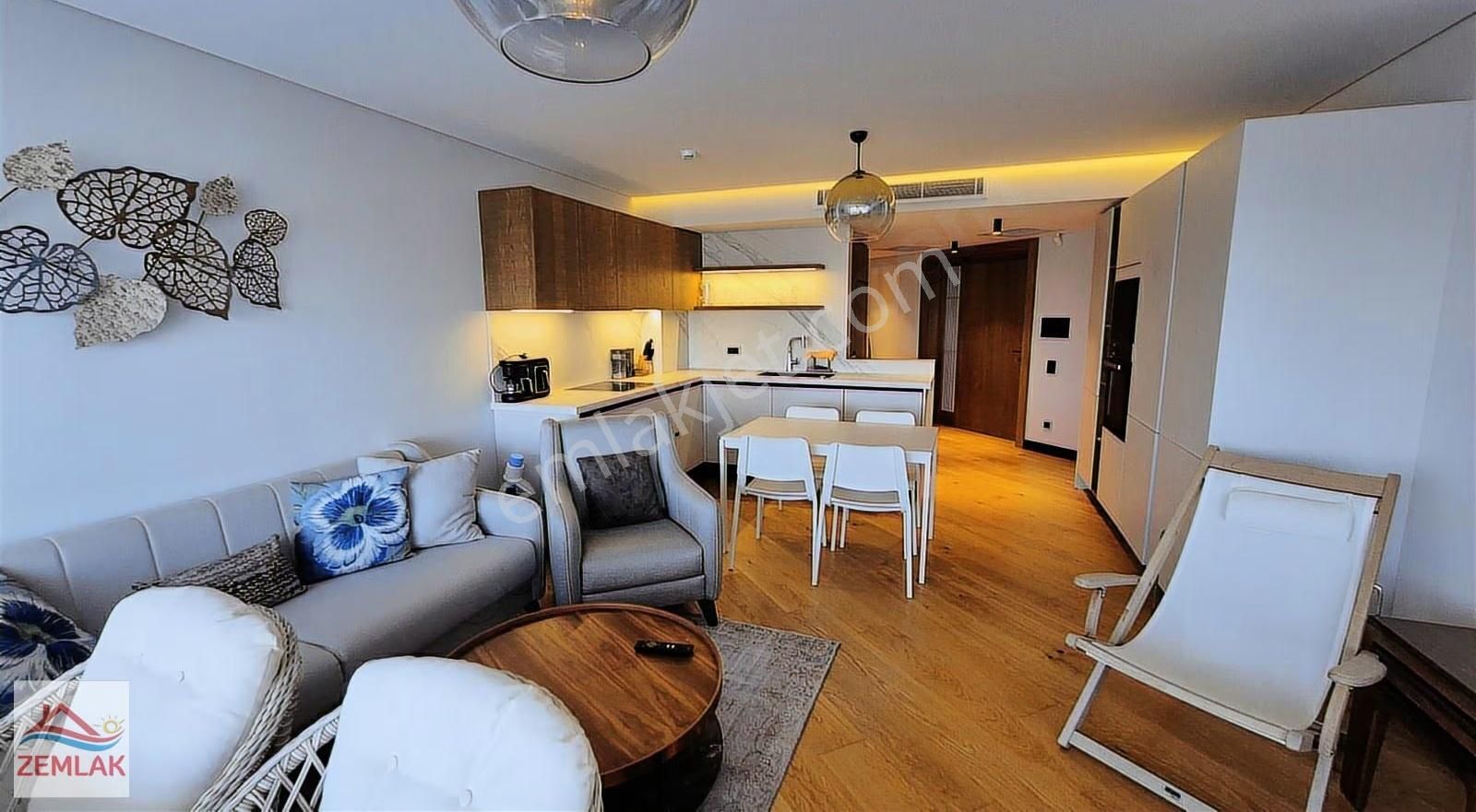 Asarlık'ta Denize Sıfır Özel Plajlı Sitede Bahçe Katı Rezidans - Görsel 19