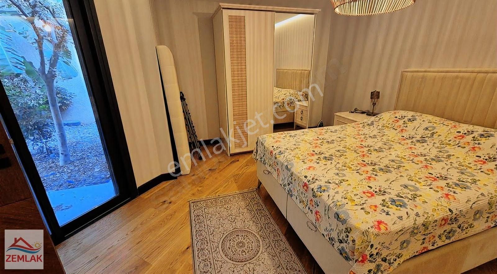 Asarlık'ta Denize Sıfır Özel Plajlı Sitede Bahçe Katı Rezidans - Görsel 31