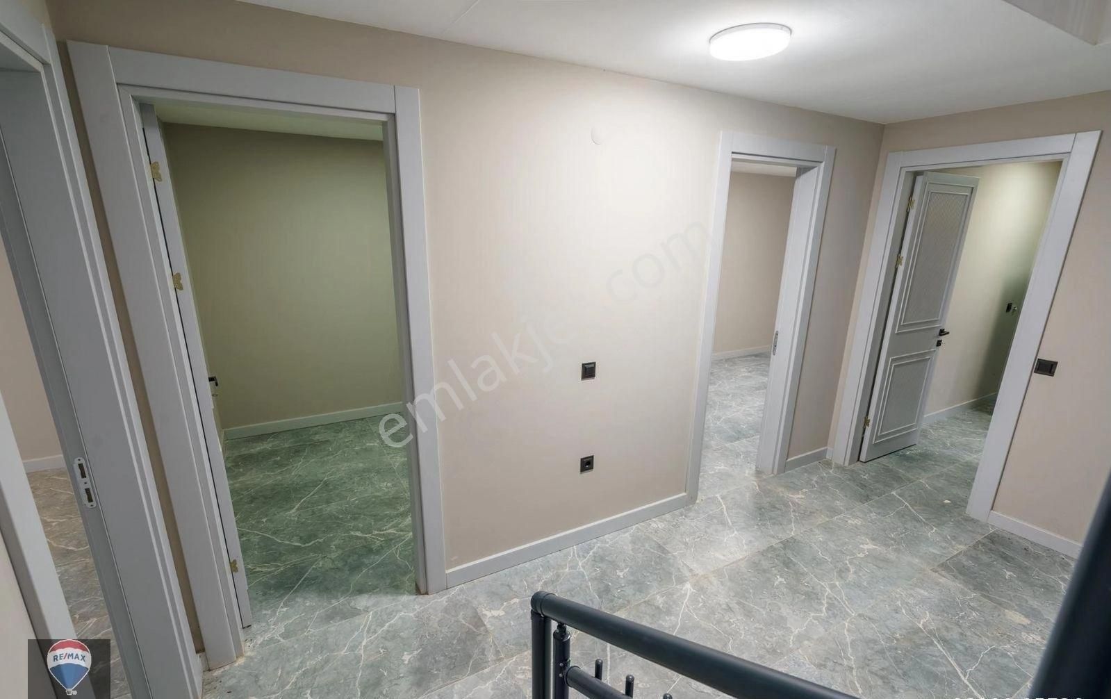 Kuşadası Karaova’da Site İçınde Tek Müstakil Özel Havuzlu Lüks 6+1 Villa - Görsel 18