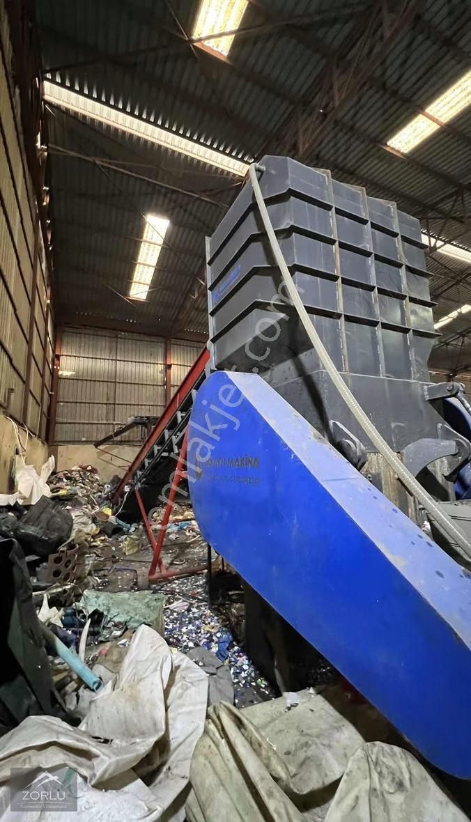 Zorlu'dan Aktif Çalışan Geridönüşüm Plastik Kırma Fabrikası - Görsel 19