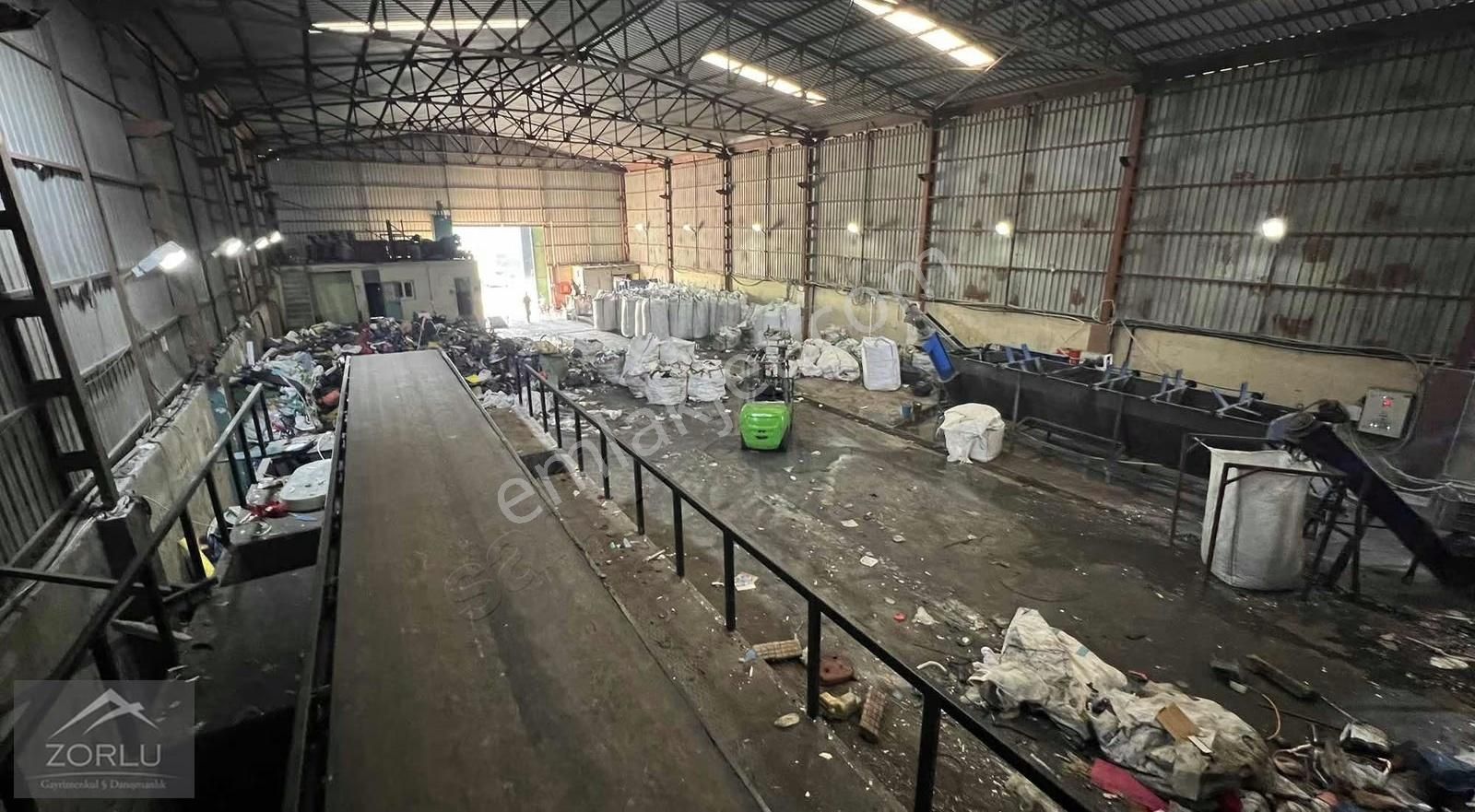 Zorlu'dan Aktif Çalışan Geridönüşüm Plastik Kırma Fabrikası - Görsel 9